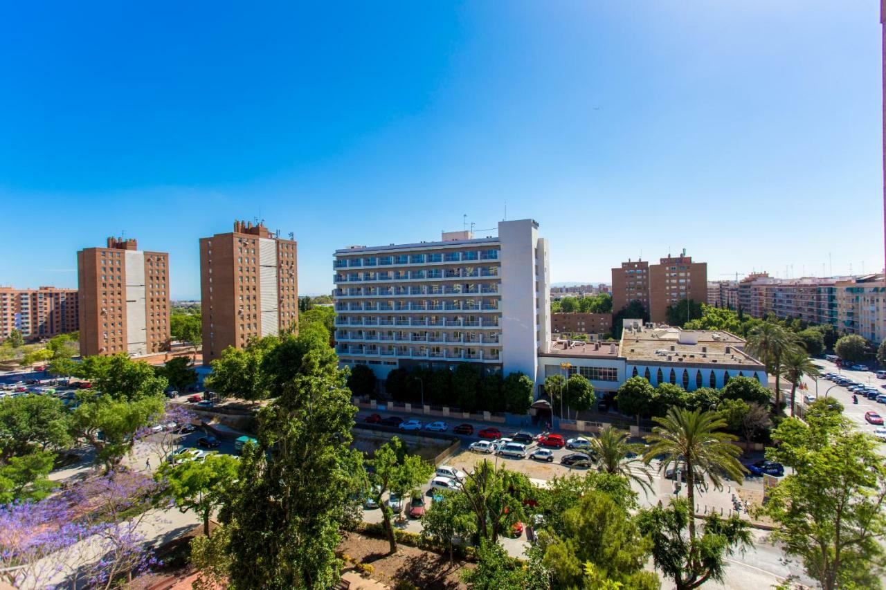 Versus Apartments Near City Of Arts Валенсия Экстерьер фото